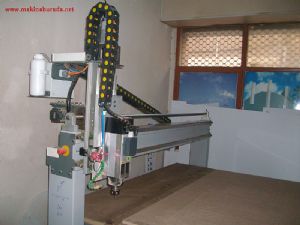 CNC ROUTER