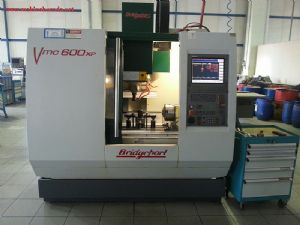 BRIDGEPORT CNC FREZE VMC 600  